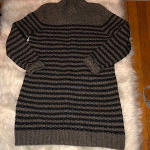A blue and gray sweater dress